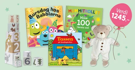 Velkomstpakken fra Barnas Egen Bokverden: tre babybøker, stableklosser med dyremotiv og en kosebamse